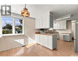 1315 2nd Avenue N, Saskatoon, SK S7K3E6 Photo 11
