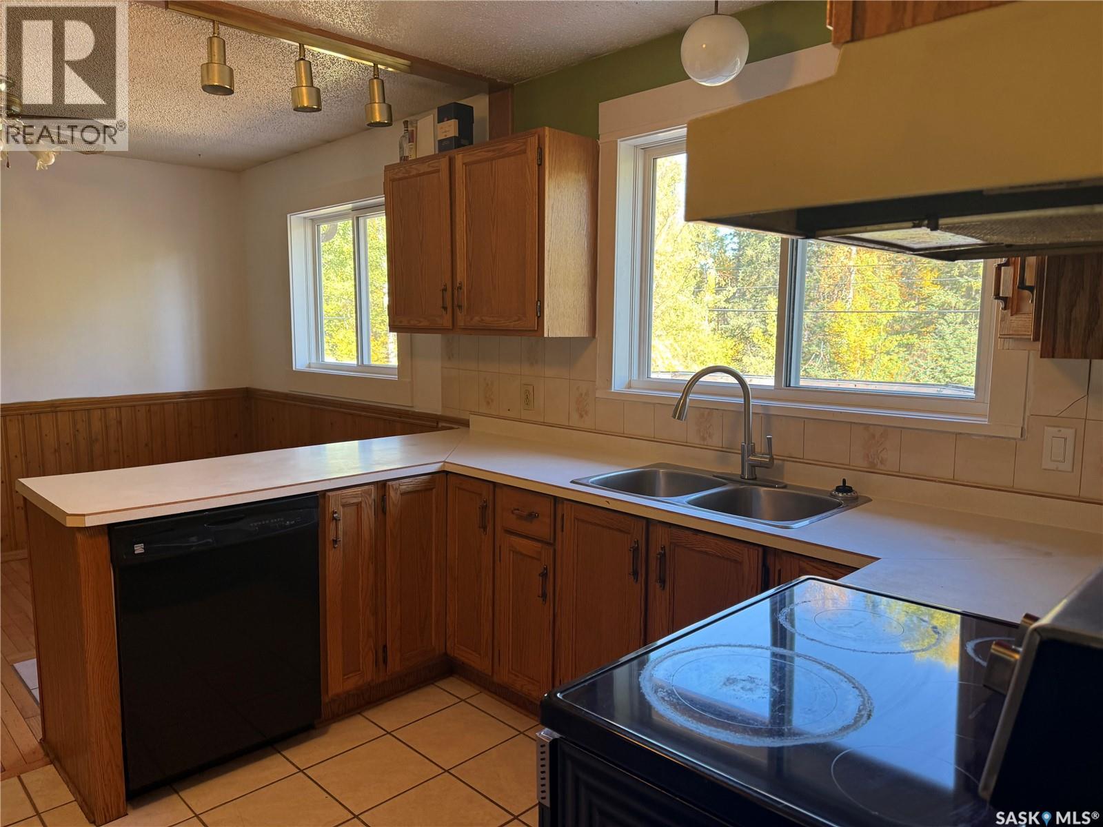 708 Studer STREET, La Ronge — photo 3