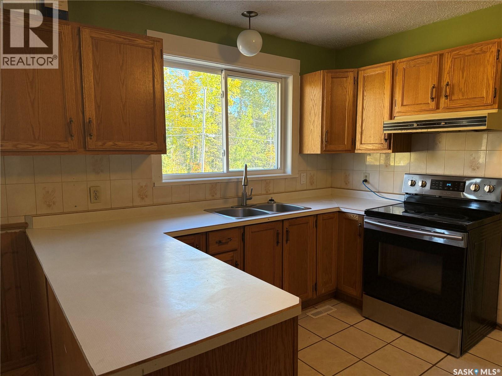 708 Studer STREET, La Ronge — photo 4