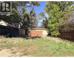 225 5th Avenue W, Assiniboia, SK S0H0B0 Photo 14
