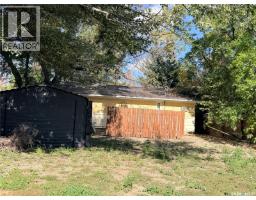 225 5th Avenue W, Assiniboia, SK S0H0B0 Photo 16
