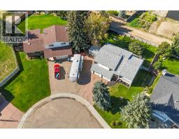 2pc Bathroom - 25 Fairway Crescent, Foremost, AB T0K0X0 Photo 10