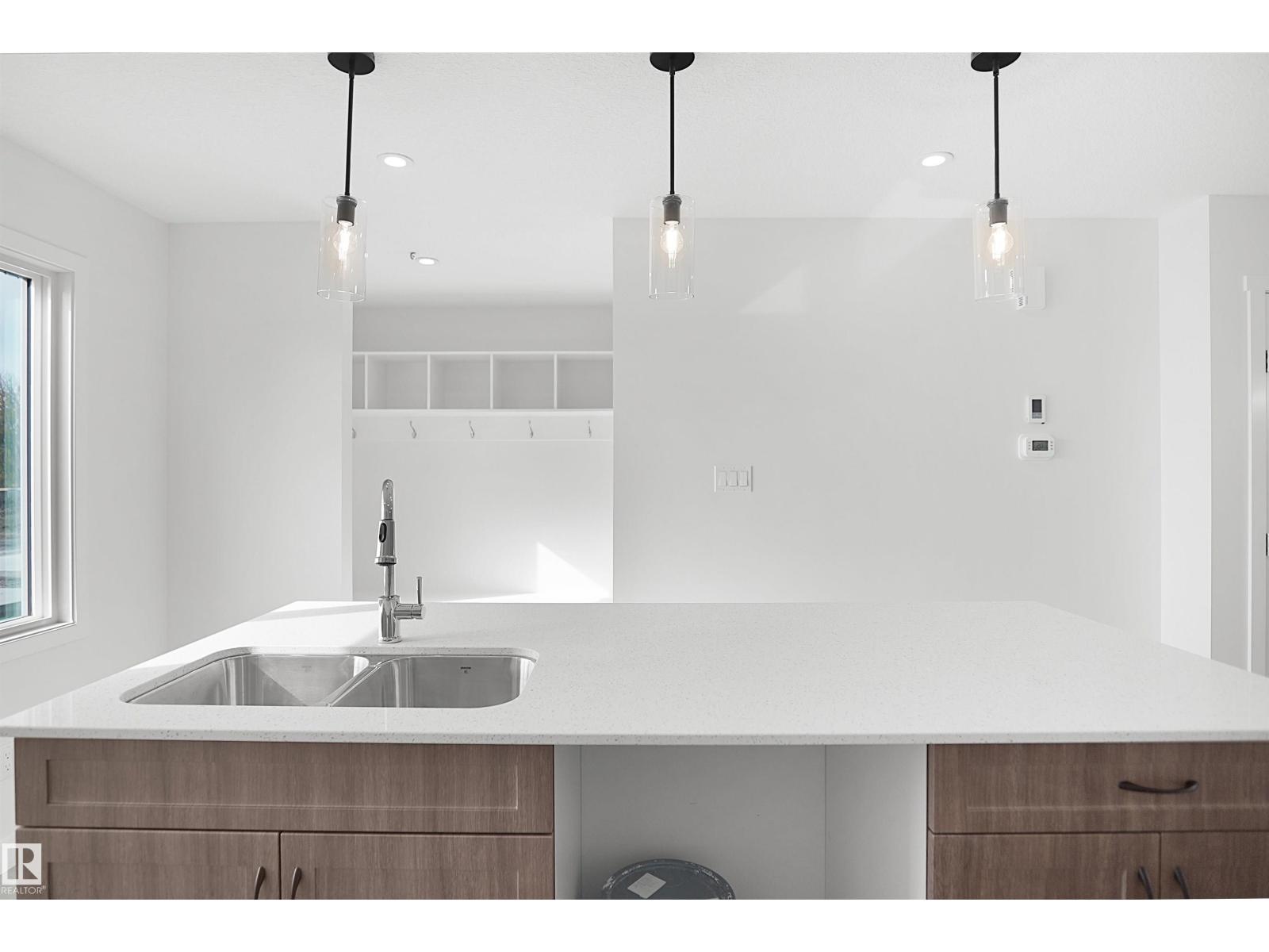 21219 25 Avenue NW, The Uplands — photo 11 of 25: Property photo