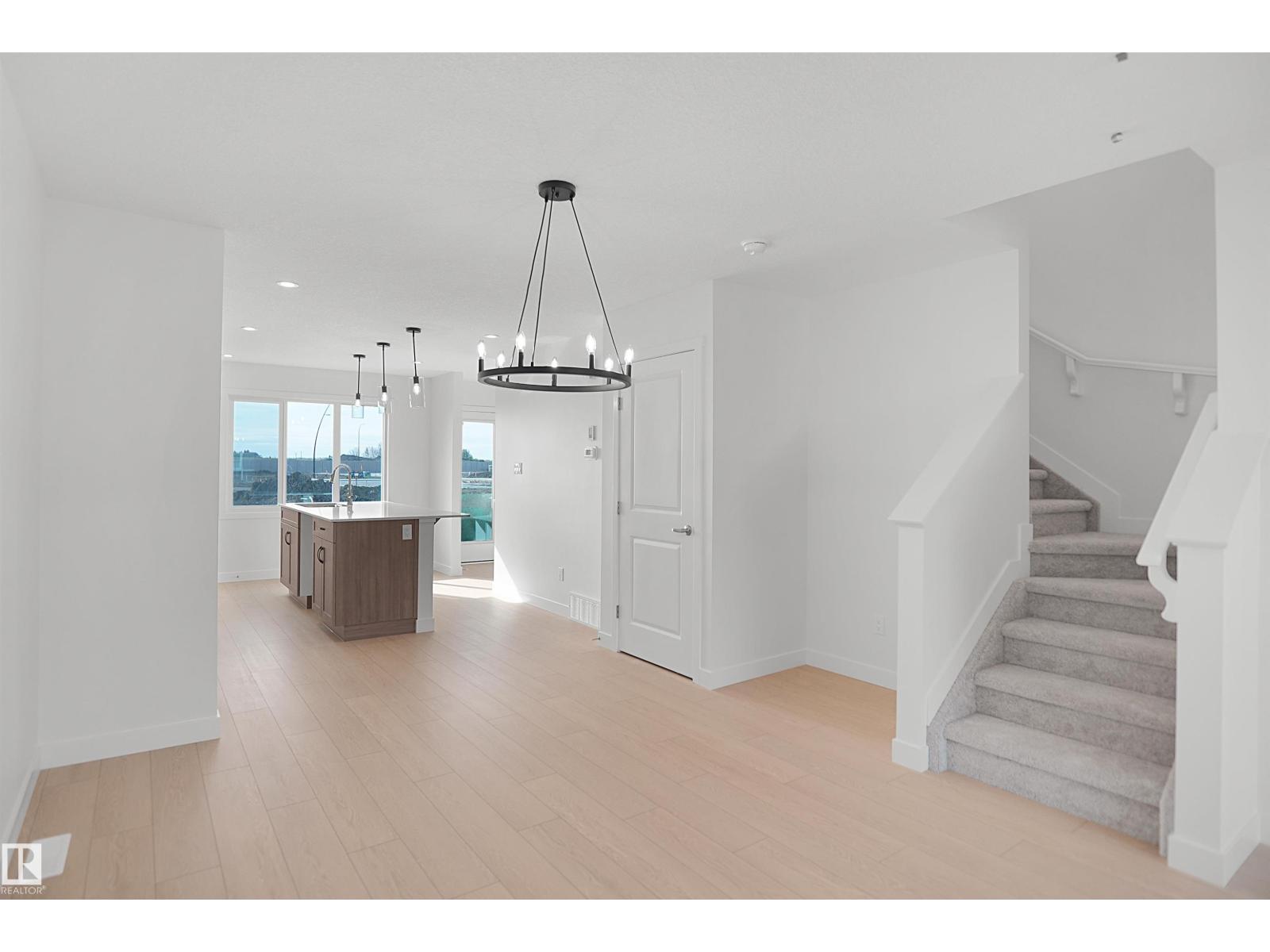 21219 25 Avenue NW, The Uplands — photo 8 of 25: Property photo