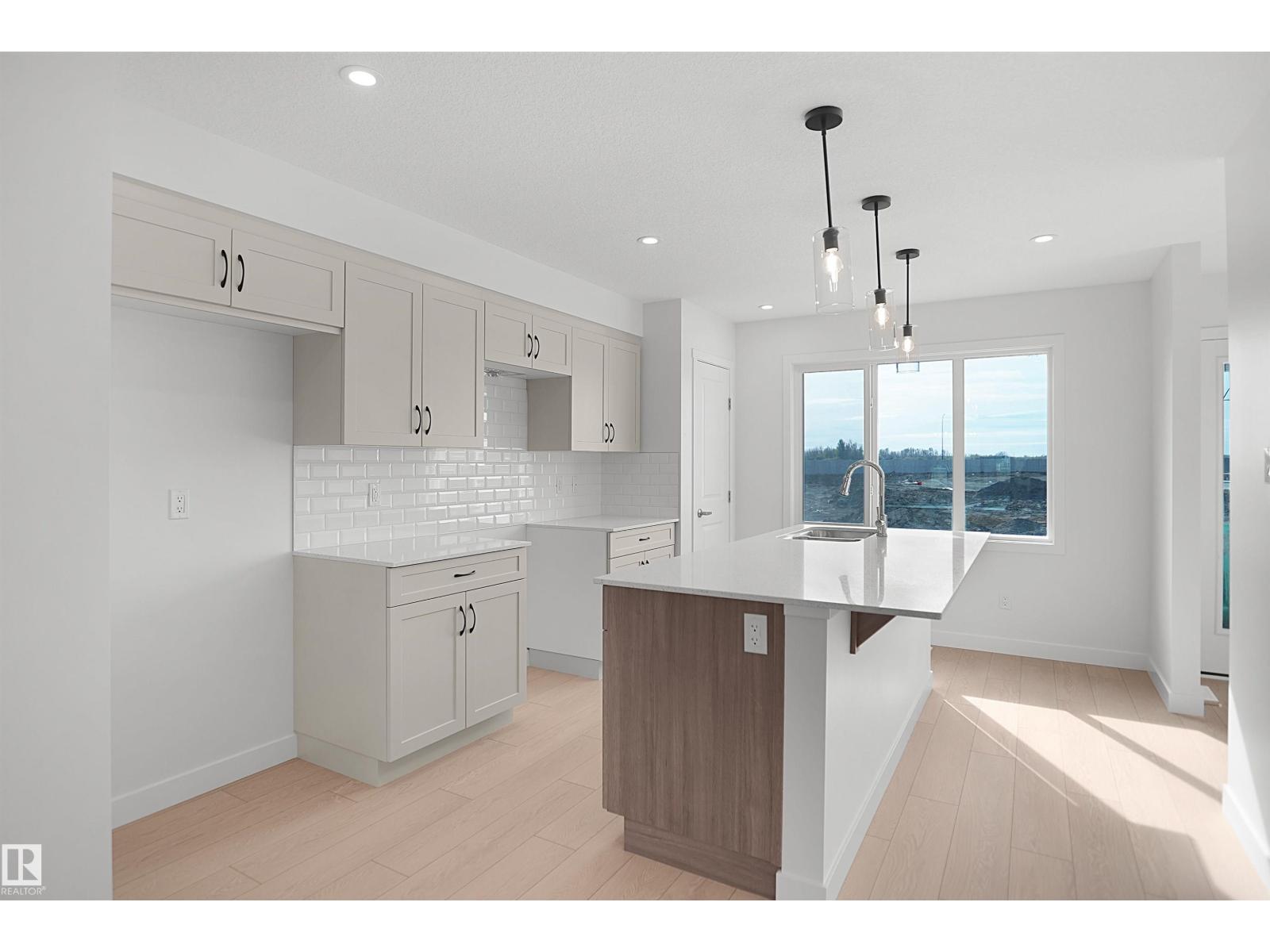 21219 25 AV NW - 10