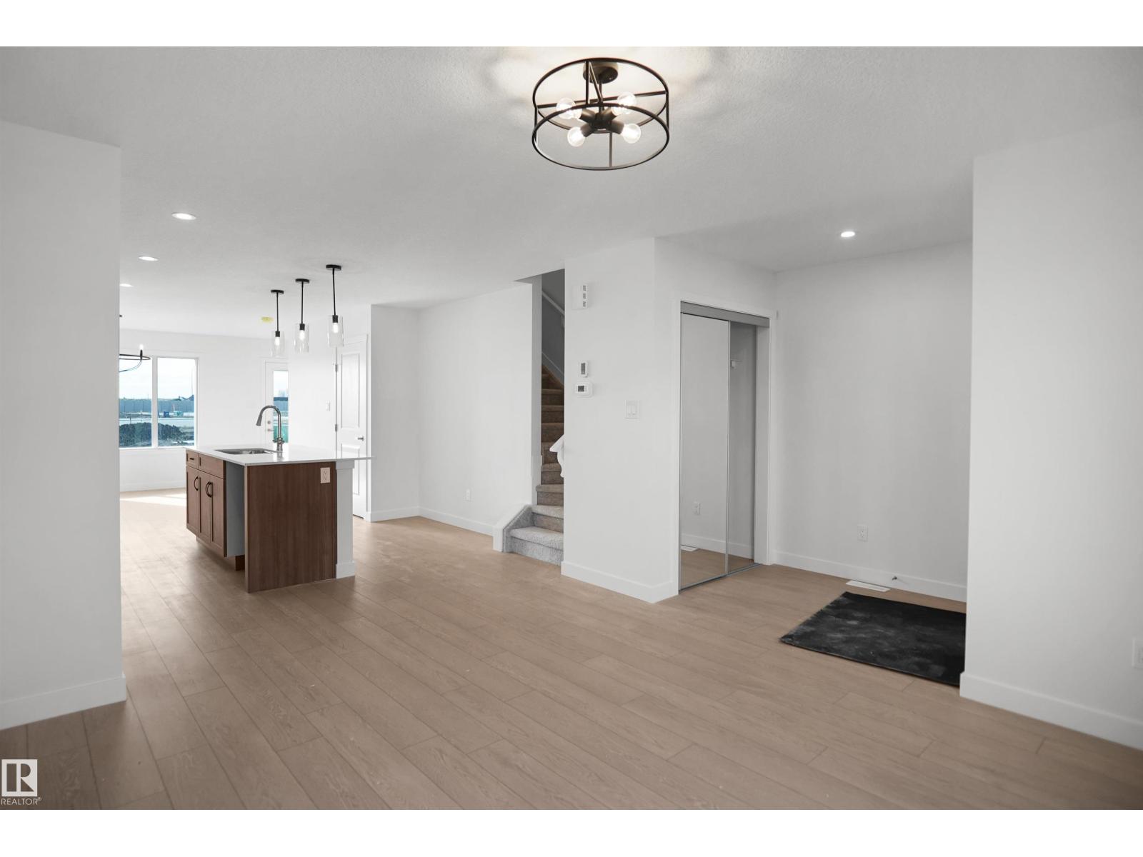 21223 25 AV NW - 7