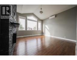 329 Archibald Close, Fort Mcmurray, AB T9K2P6 Photo 19