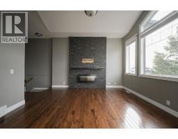 329 Archibald Close, Fort Mcmurray, AB T9K2P6 Photo 21