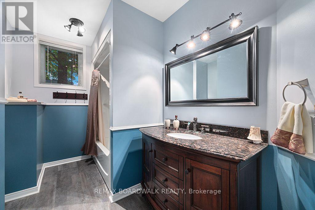 38 CLOUTIER DRIVE - Image 31