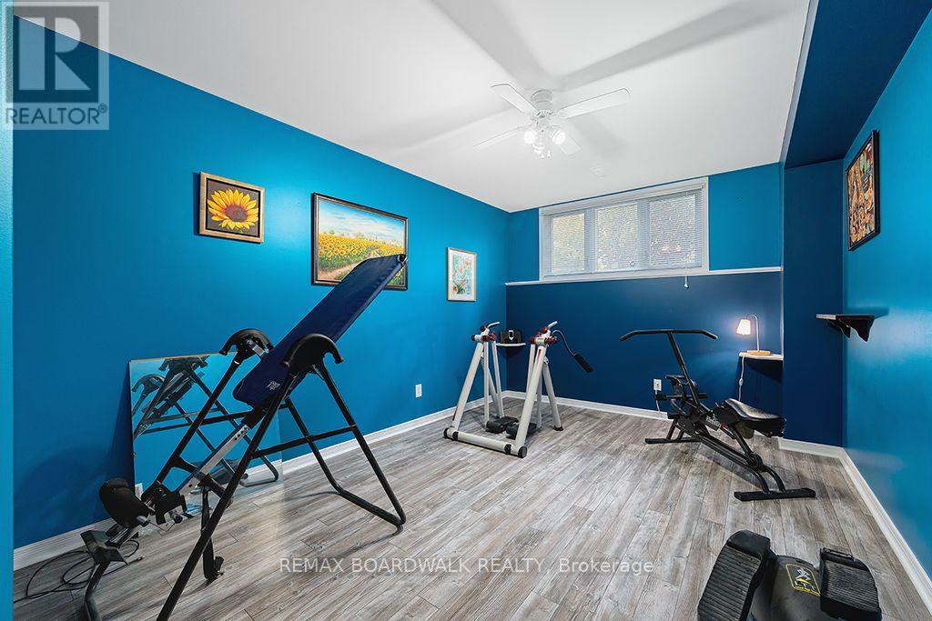 38 CLOUTIER DRIVE - Image 32
