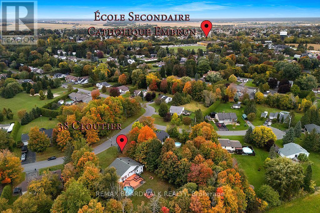 38 CLOUTIER DRIVE - Image 45