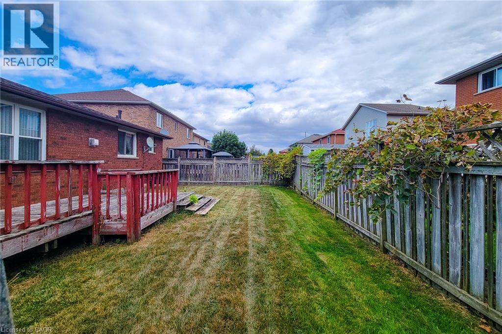 61 Highland Road — photo 44