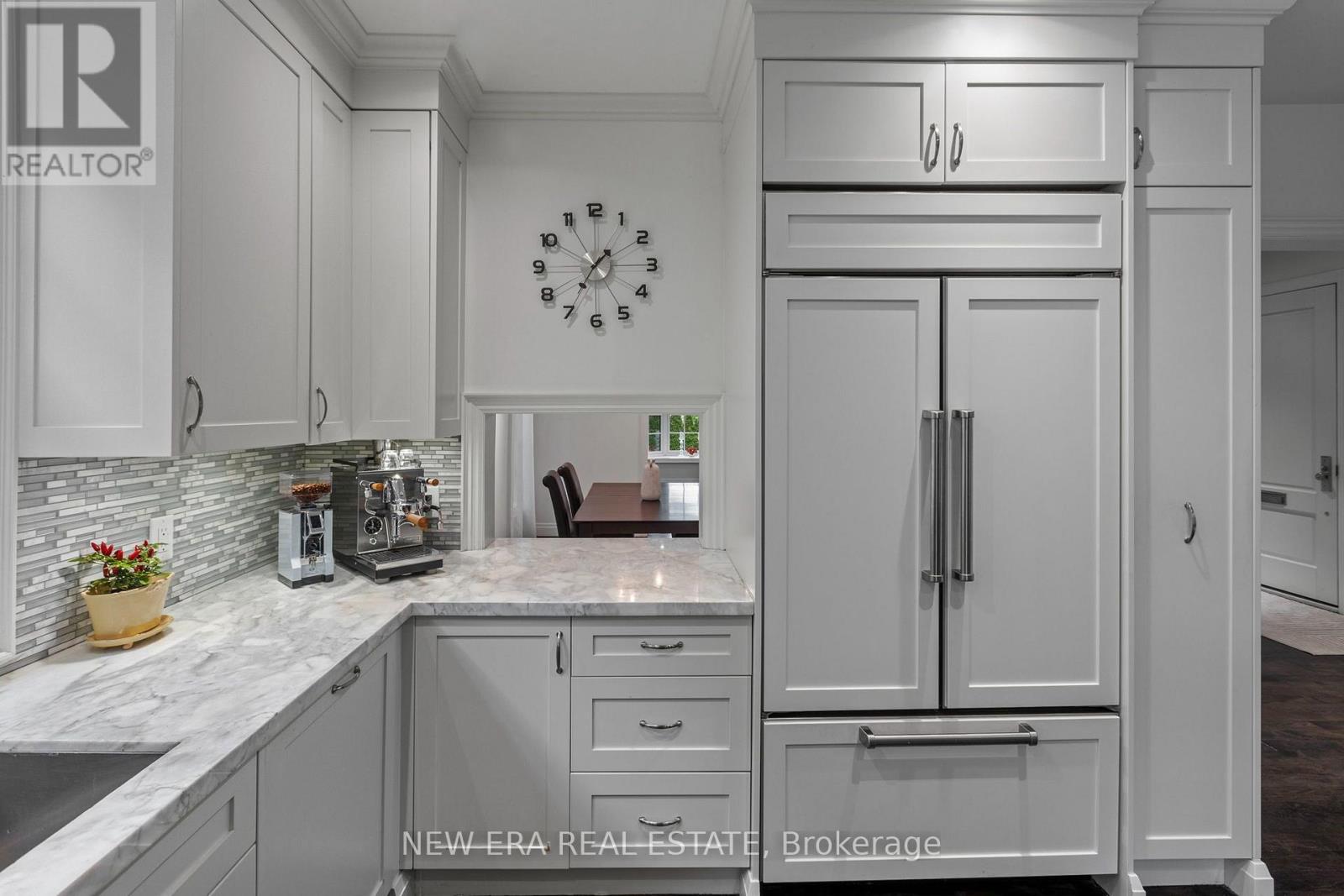 171 Glengrove Avenue West, Toronto, ON photo 9