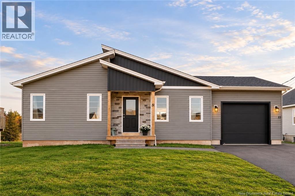 51-53 MacIntosh Boulevard