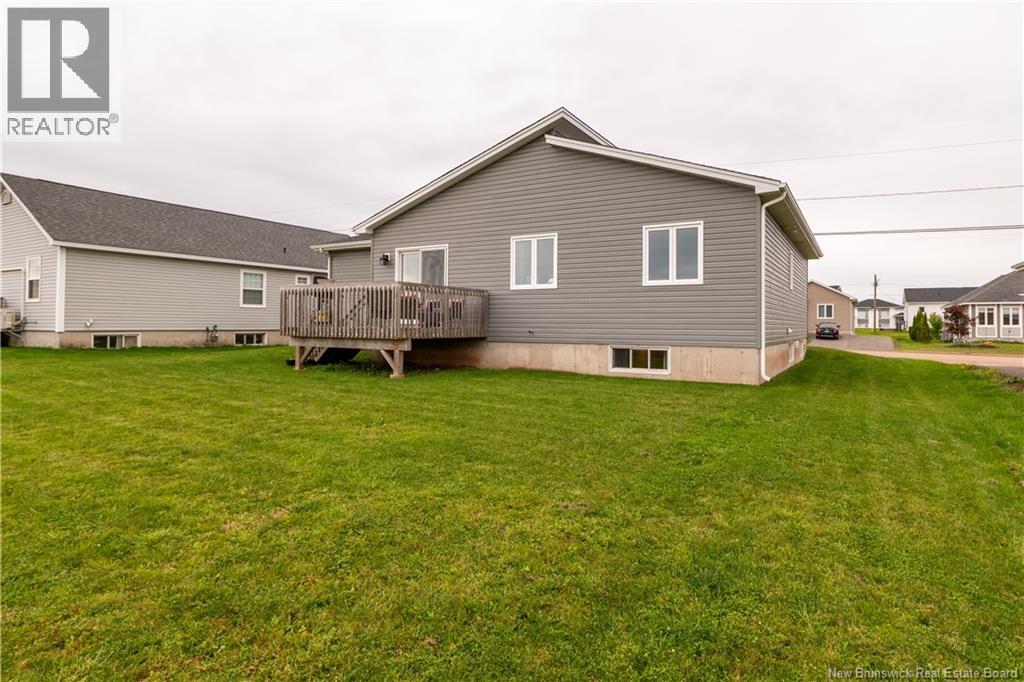 51-53 MacIntosh Boulevard - 43