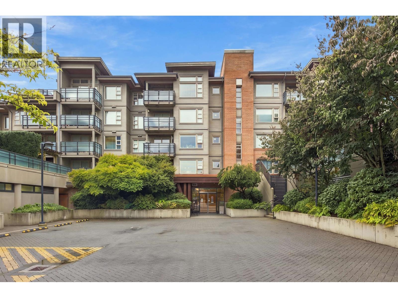 504 1677 LLOYD AVENUE, North Vancouver