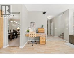 24100 102 Avenue, Maple Ridge, BC V2W1J1 Photo 10