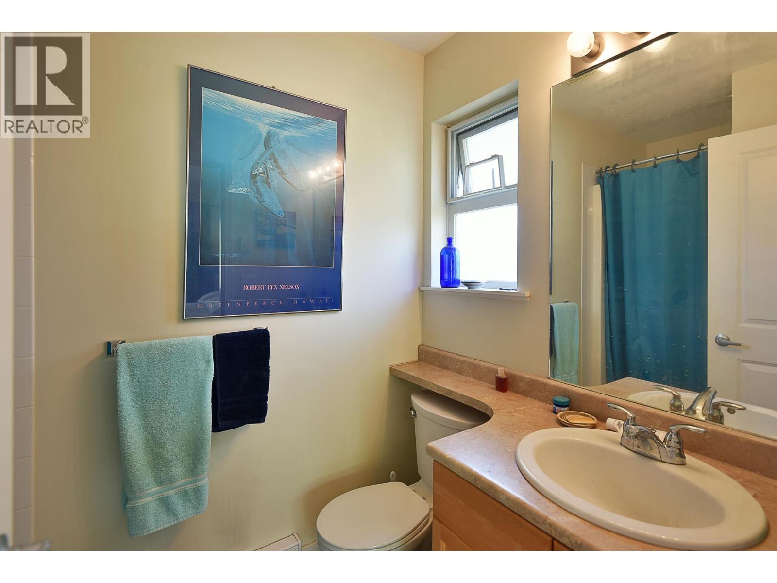6340 WILLIAMS PLACE, Sechelt