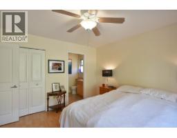 6340 Williams Place, Sechelt, BC V7Z0M6 Photo 15