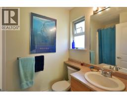 6340 Williams Place, Sechelt, BC V7Z0M6 Photo 16