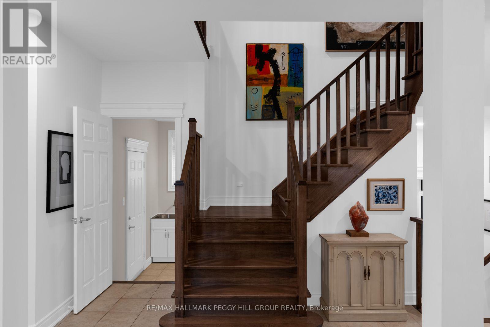 53 Tudor Crescent, Barrie photo 11