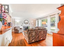 4pc Bathroom - 10 Brier Crescent, Brantford, ON N3R3M6 Photo 7