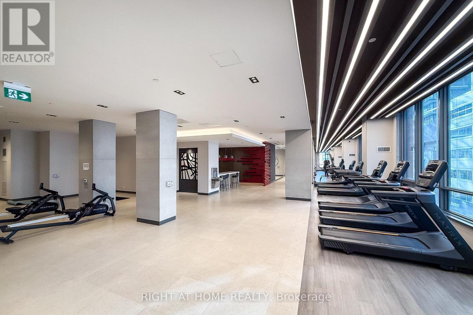 4013 - 108 PETER STREET, Toronto (Waterfront Communities) — photo 6