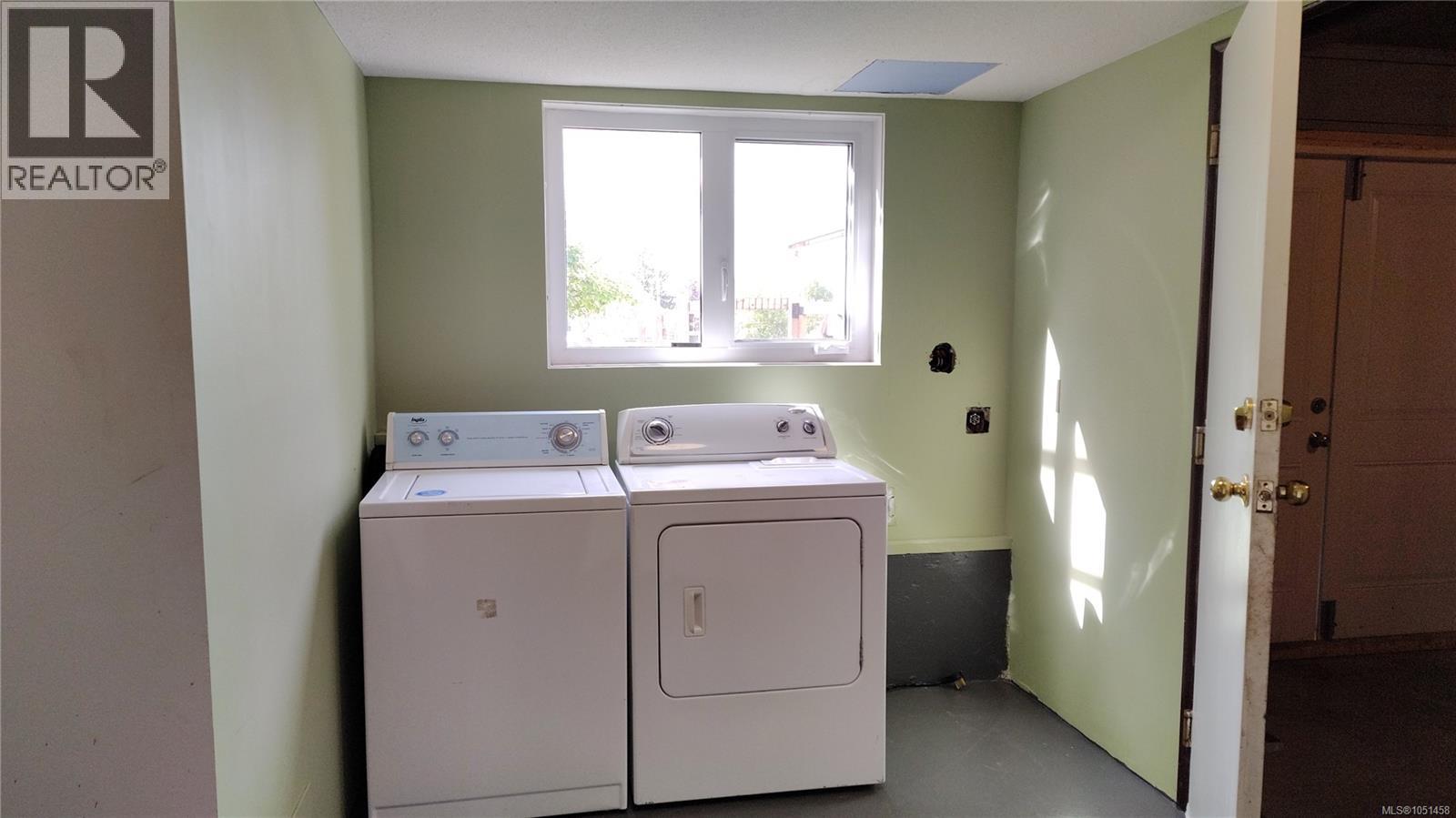 2858 14th Ave - 18