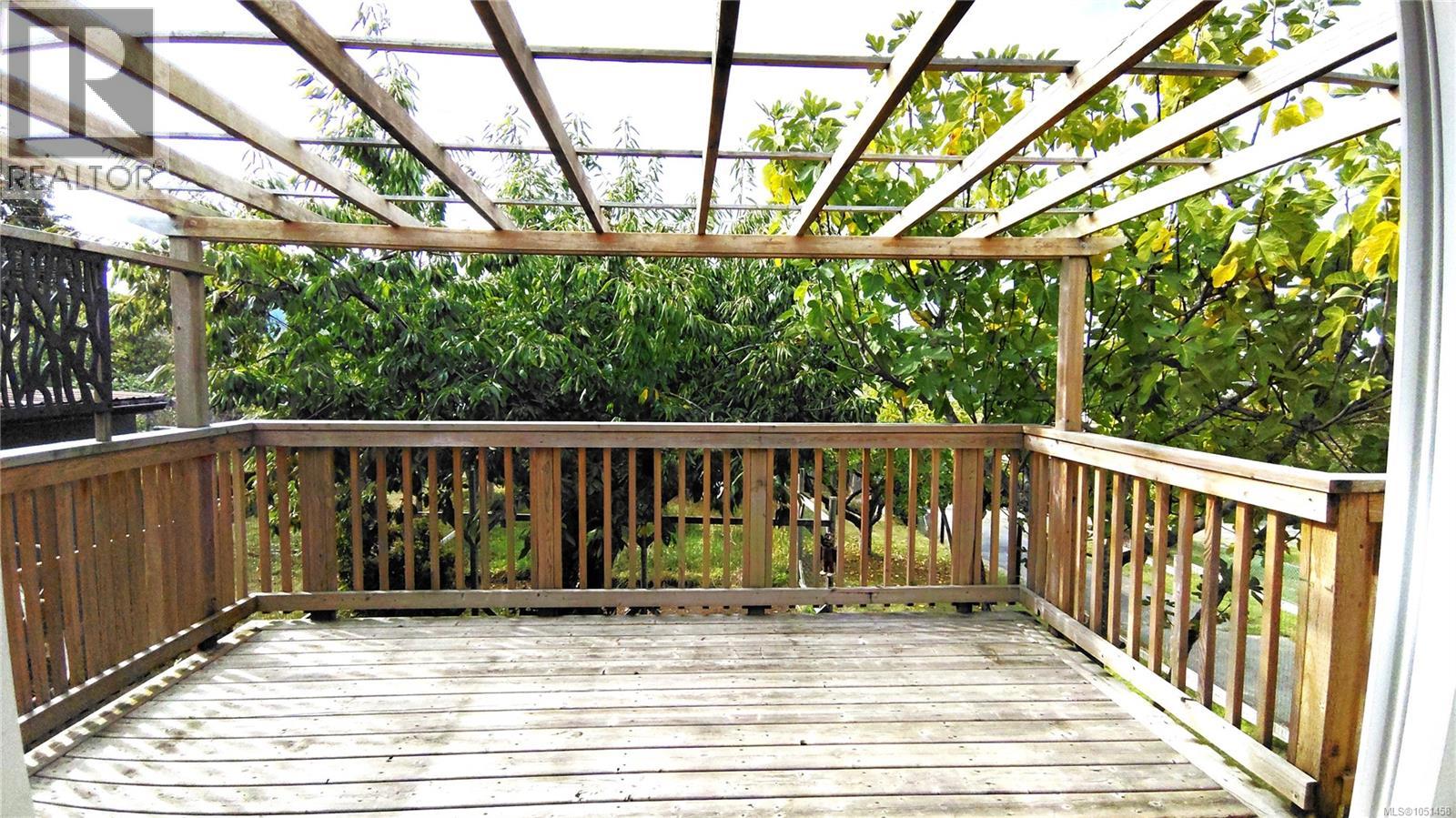 2858 14th Ave - 24