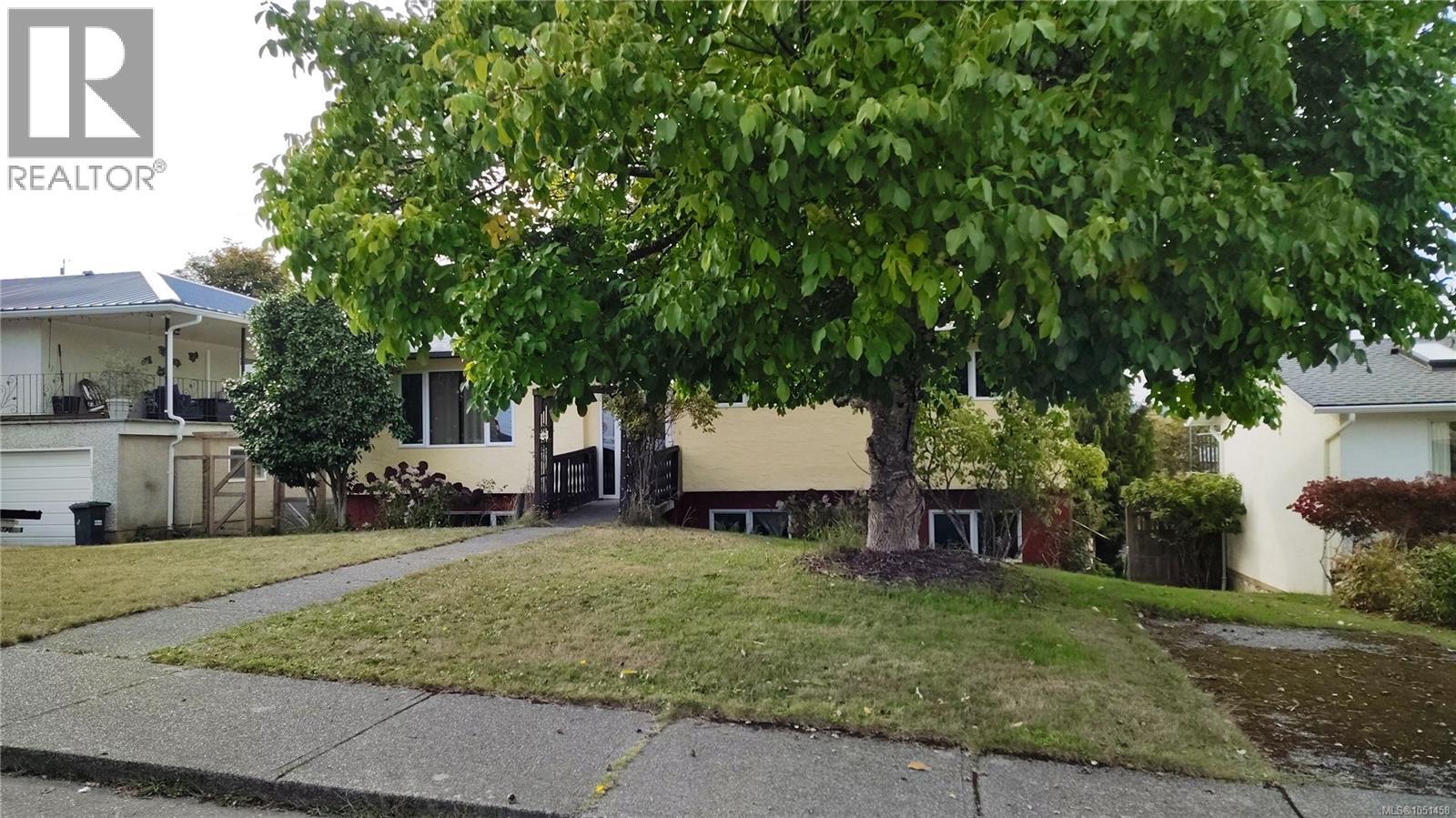 2858 14th Ave - 30