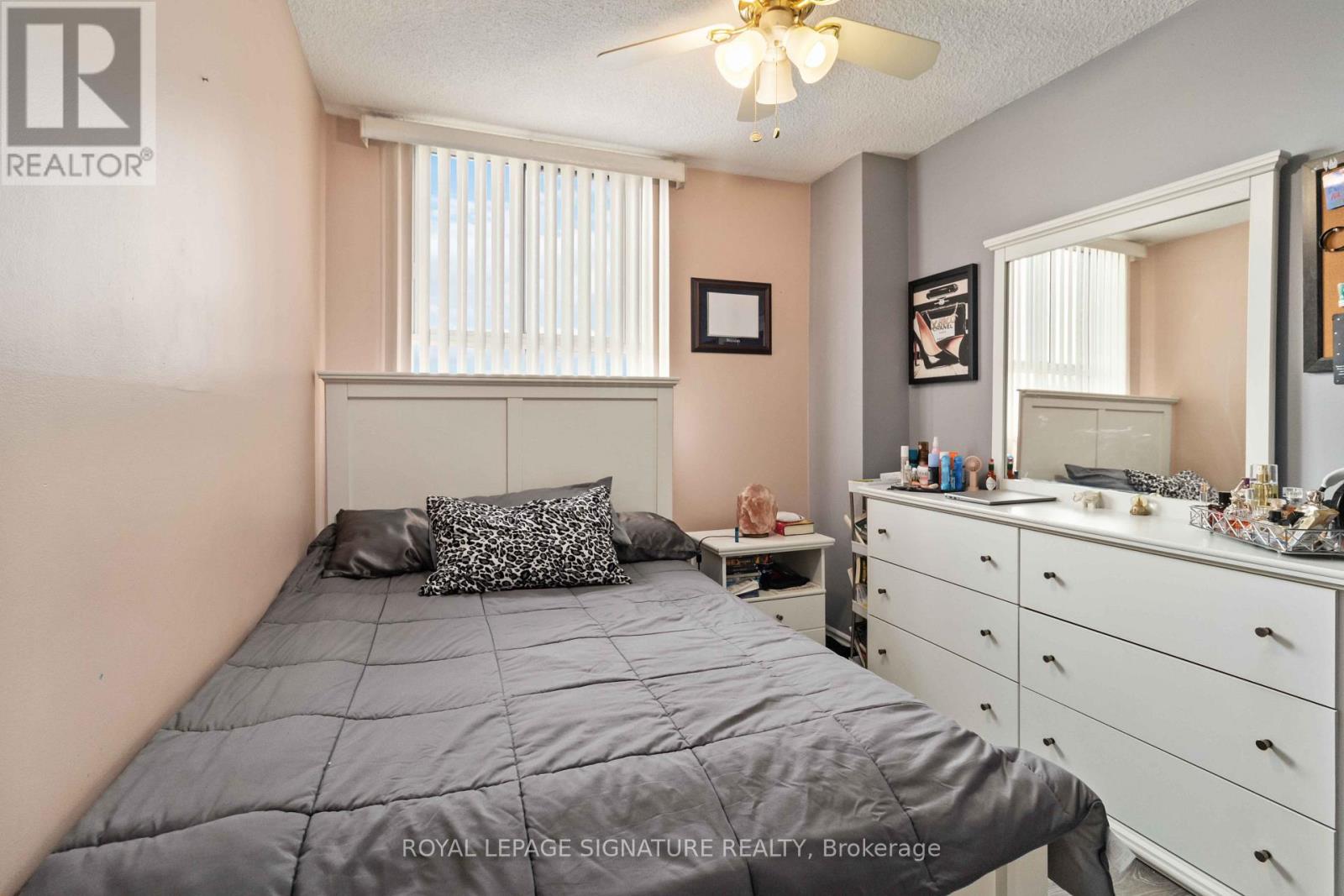 #512 1615 BLOOR STREET - 26
