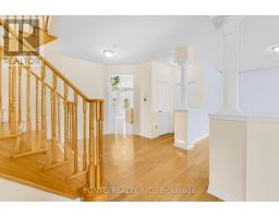 Bedroom 2 - 14 Arrowstone Court, Brampton, ON L6R0V5 Photo 9
