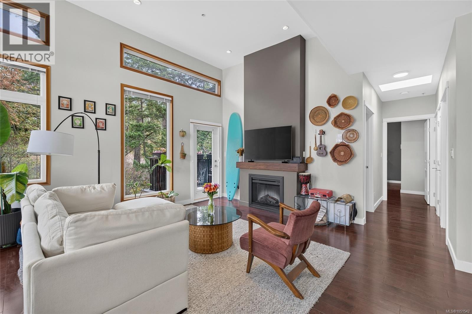 #307 170 Nursery Hill Dr - 2