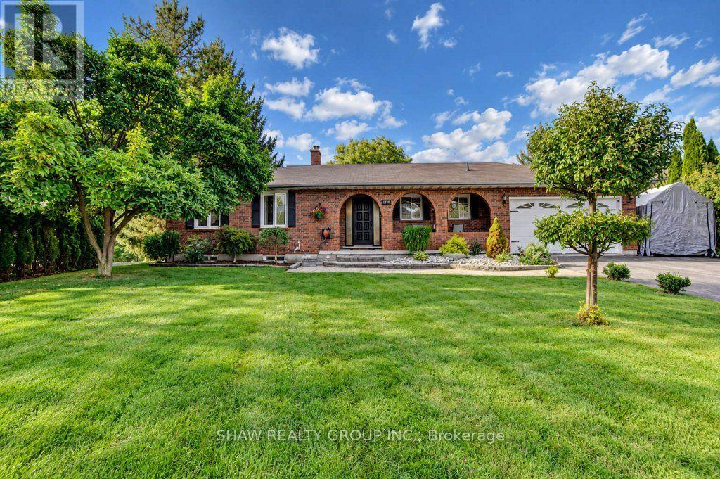 1370 THORMAN PLACE - 2