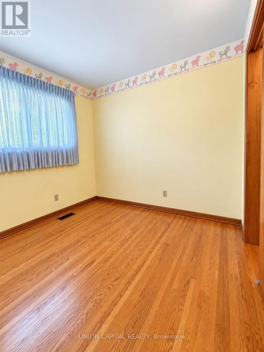 21 Croydon Drive, St. Catharines, ON photo 24