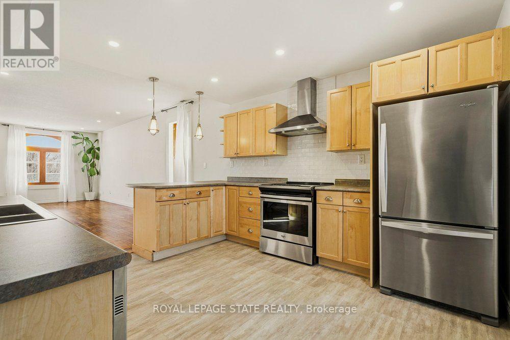 282 Hess Street South, Hamilton, ON photo 16