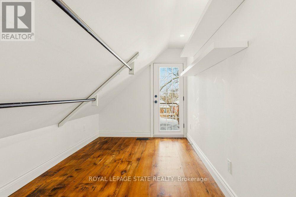 282 Hess Street South, Hamilton, ON photo 27