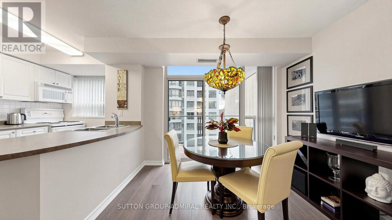 #701 30 HAYDEN STREET - Image 20
