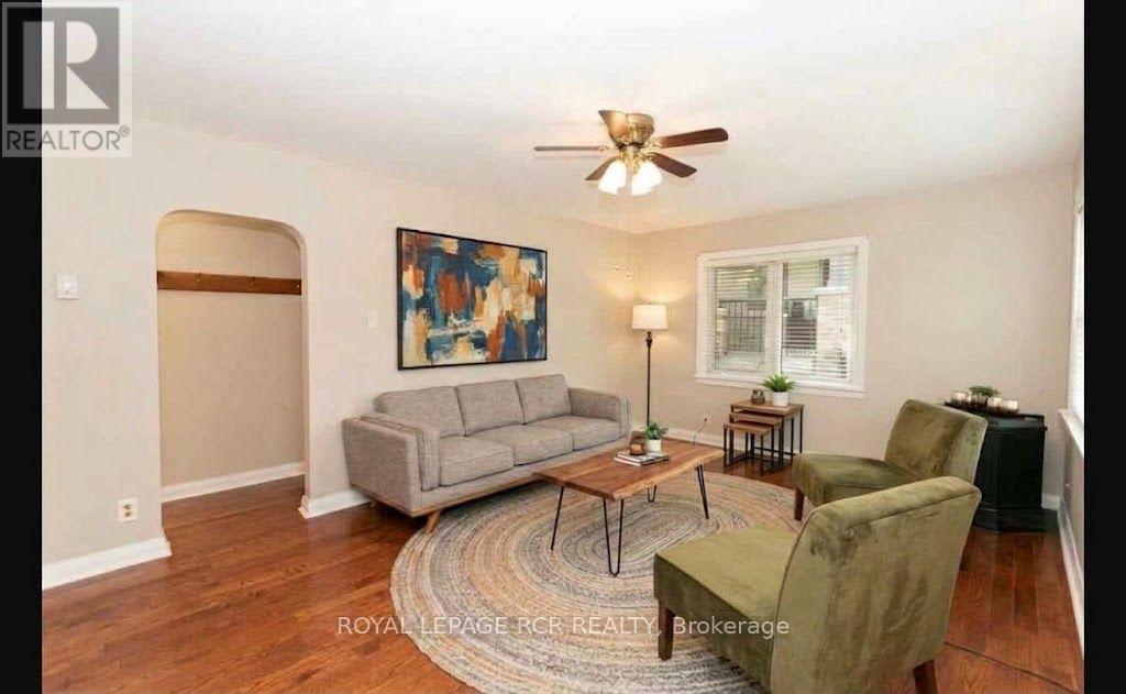 14 Elizabeth Street — photo 8