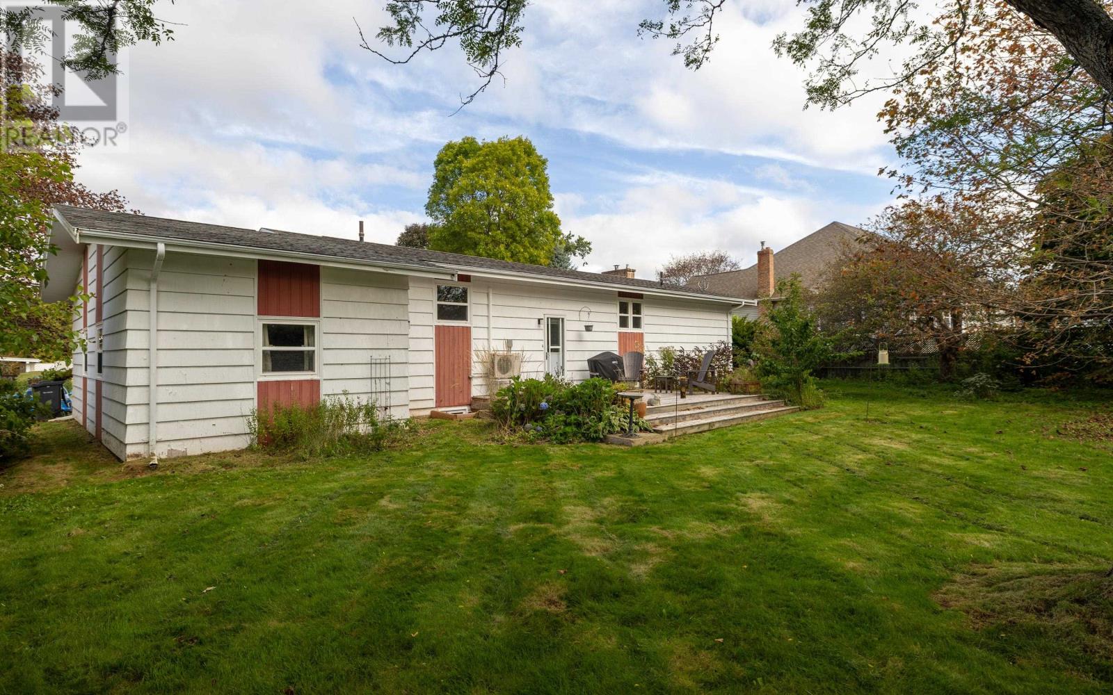 21 Smallwood Crescent - 6