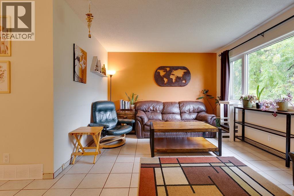 2108 6TH AVENUE - Image 8