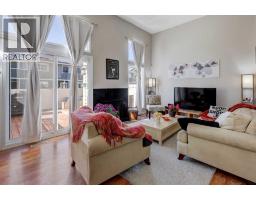 738 Queenston Terrace SE - photo 5