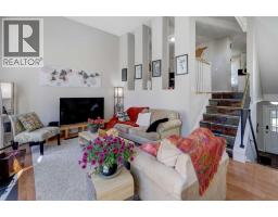 738 Queenston Terrace SE - photo 6