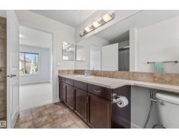 3082 Whitelaw Dr Nw, Edmonton, AB T6W0T7 Photo 32