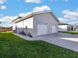 6 Falcon Bay, Ste Anne, MB R5H0B8 Photo 40
