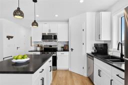 Laundry room - 6 Falcon Bay, Ste Anne, MB R5H0B8 Photo 9