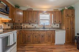 Den - 36137 7n Road, Vita, MB R0A2K0 Photo 8