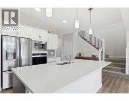 15 Lawrence Green SE - photo 6