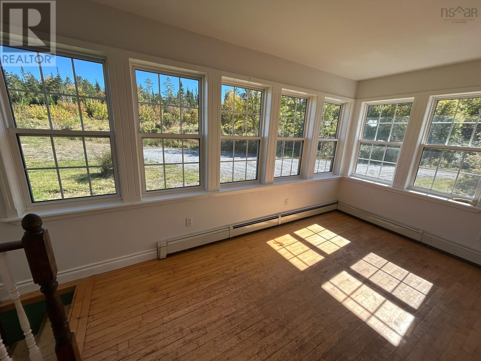 290 MacVicar Road - Image 26