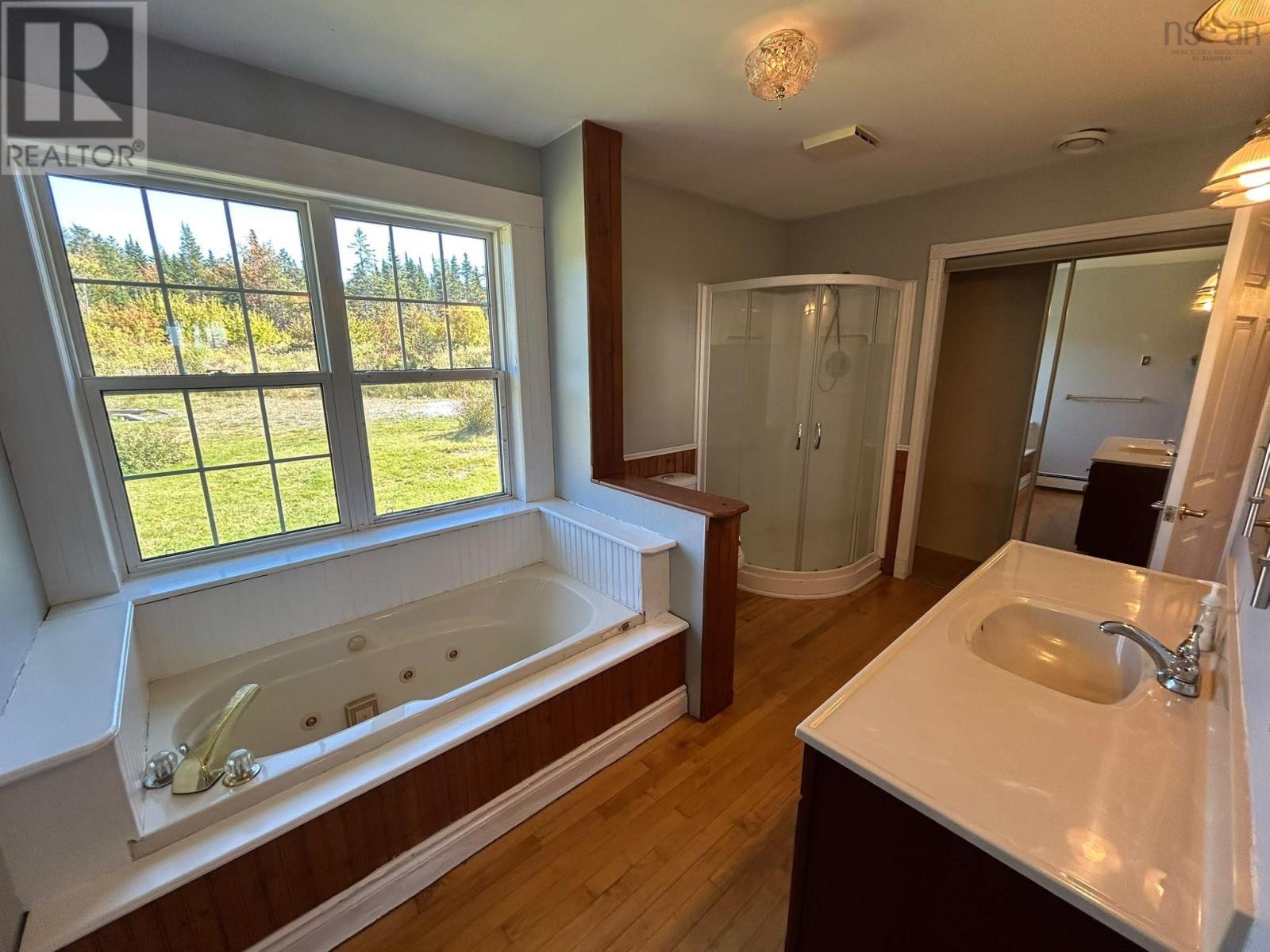290 MacVicar Road - 34